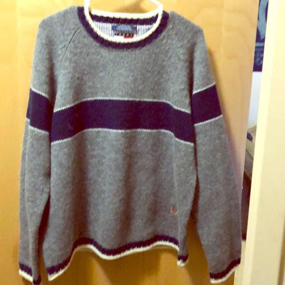 Tommy Hilfiger Vintage 90”s crewneck
